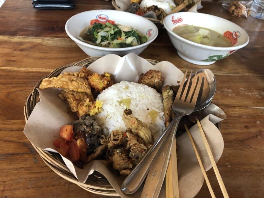 nandini_vegetarian_5 vegan nasi campur at nandini vegetarian in ubud, bali, indonesia.