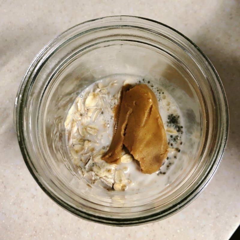pbutter-oats-above peanut butter overnight from above.